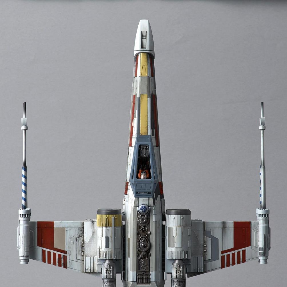 1/48 X-Wing Starfighter Moving Edition