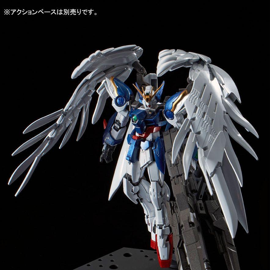 RG XXXG-00W0 Wing Gundam Zero Custom Titanium Finish + Drei Zwerg