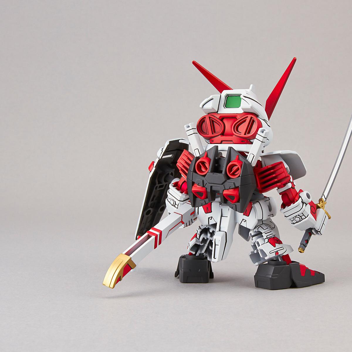 SD Gundam EX-Standard Gundam Astray Red Frame