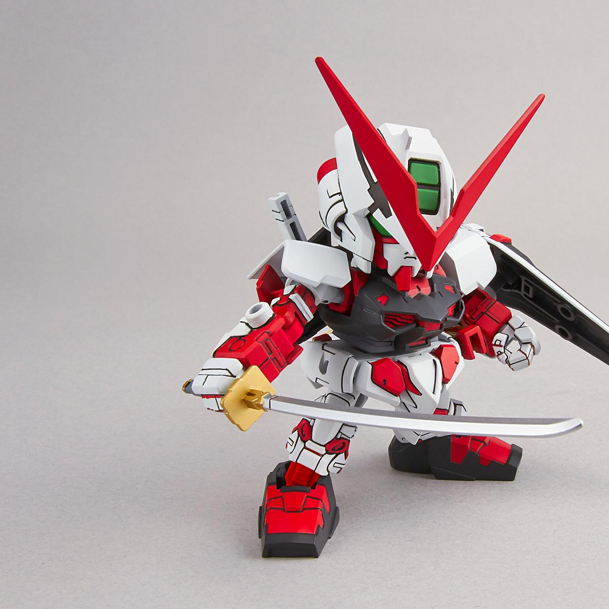 SD Gundam EX-Standard Gundam Astray Red Frame